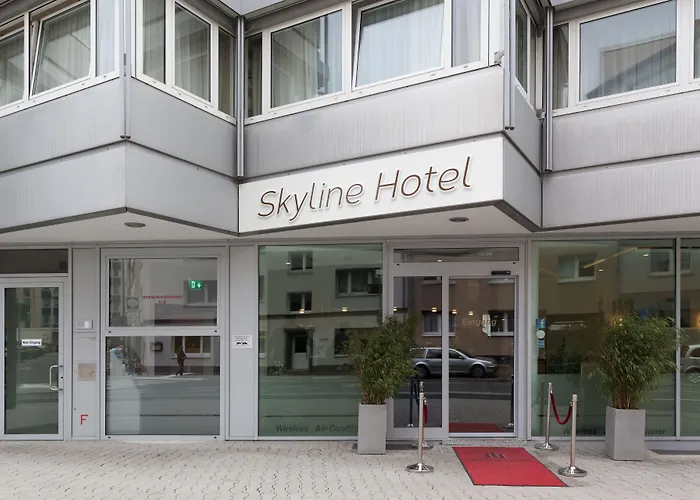 Hotel Skyline Frankfurt 4*