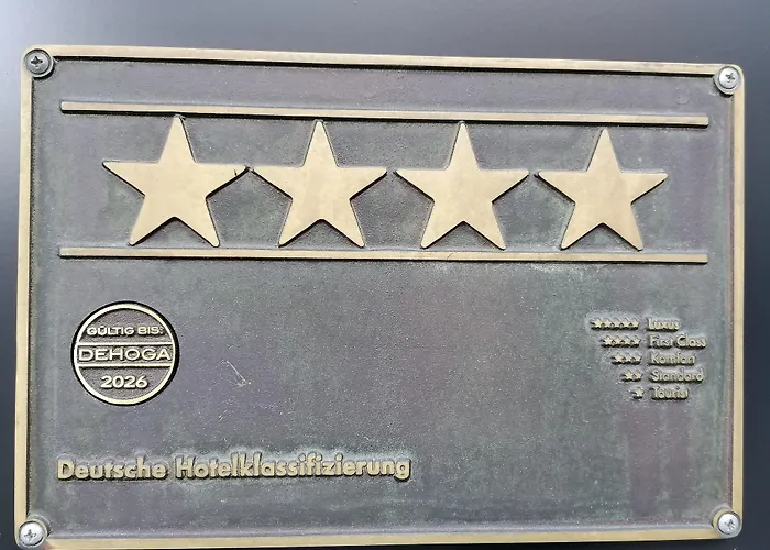 Hotel Skyline Frankfurt 4*