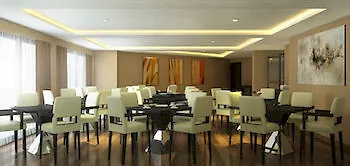 Skyline Frankfurt Hotel 4*